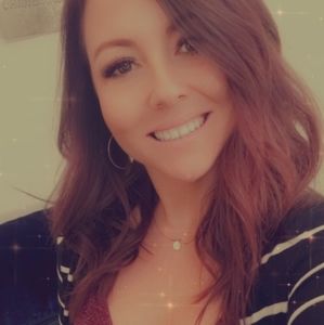 Meet your Posher, Alicia